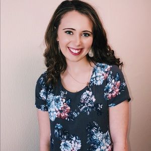 Meet your Posher, Emily